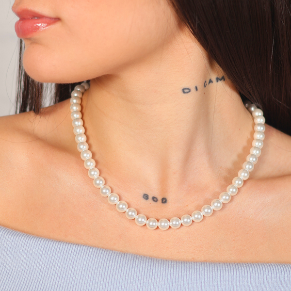 Women's Pearl Necklace - 8mm