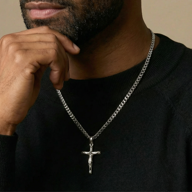 Crucifix Pendant (Silver)