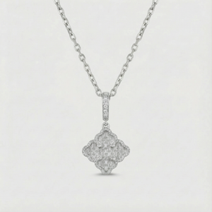 Clover Royale Pendant (Silver)